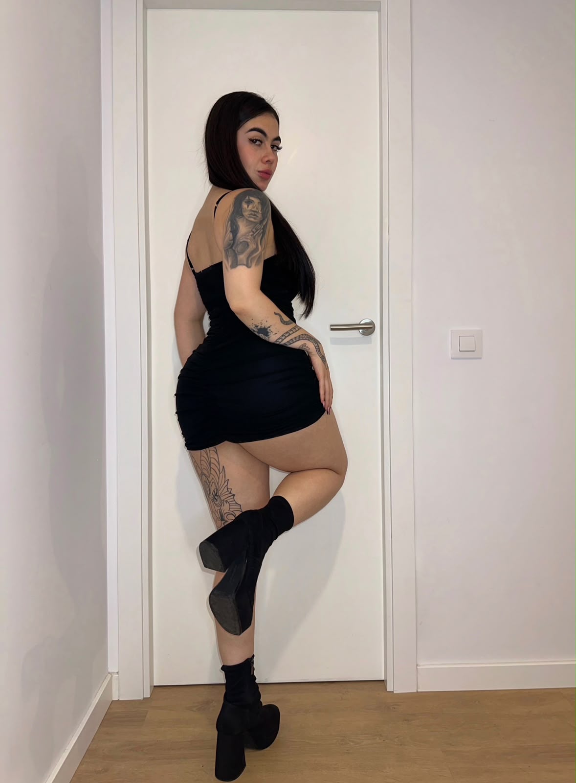 Escort - ALISON - Ibiza Tops